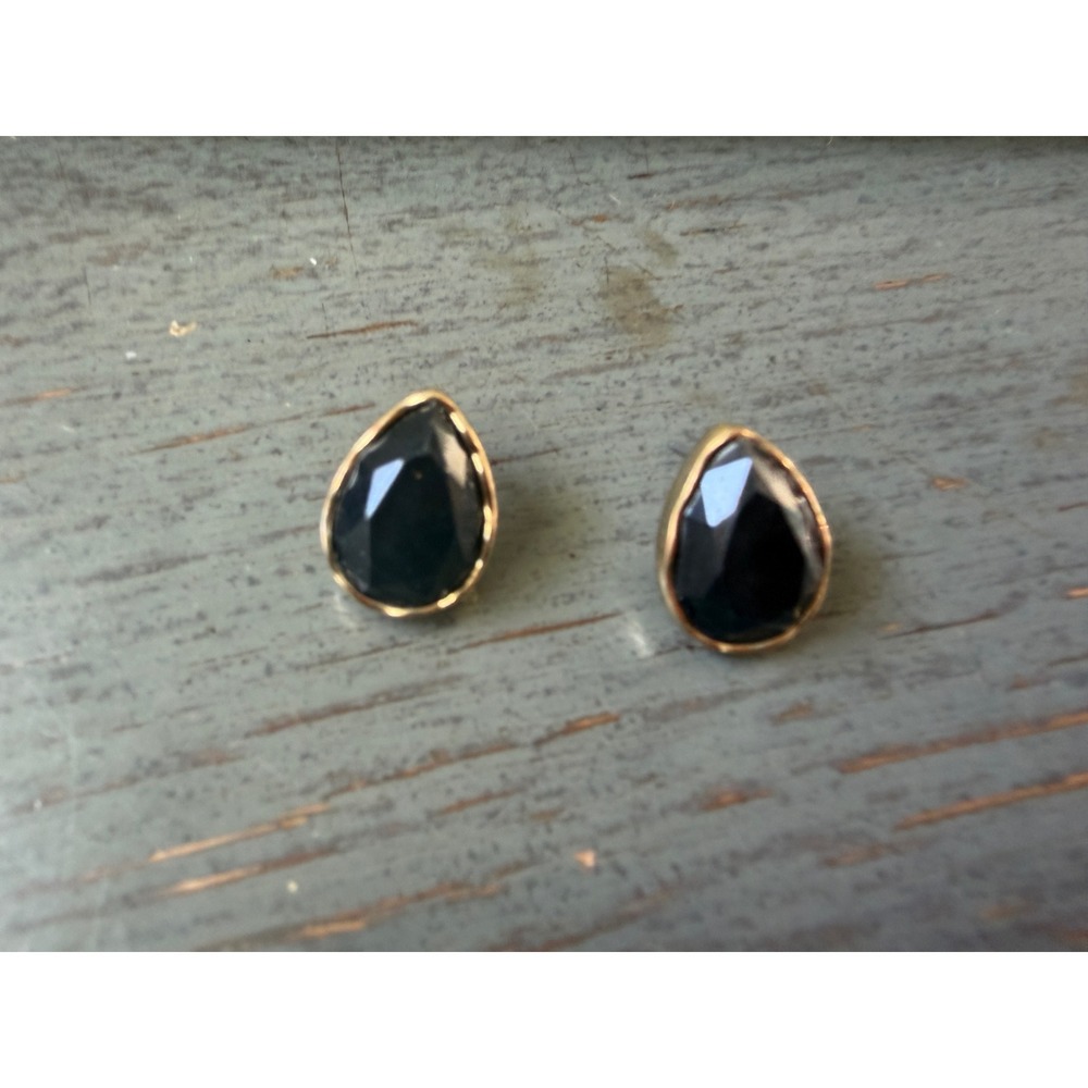 Black Teardrop Stud Earrings Gold Tone Bezel Faceted Pear Shaped Minimalist